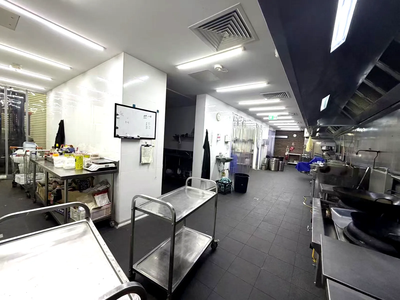 Commercial kitchen benches and prep space